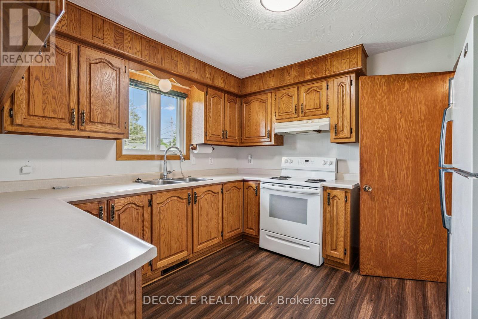 20397 Park Crescent, South Glengarry, Ontario  K0C 1L0 - Photo 19 - X12703132