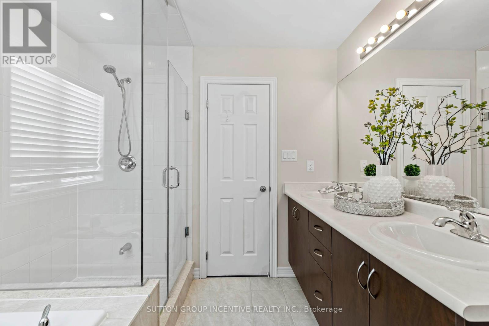 1252 Bardeau Street, Innisfil (Lefroy), Ontario  L0L 1W0 - Photo 20 - N12754780