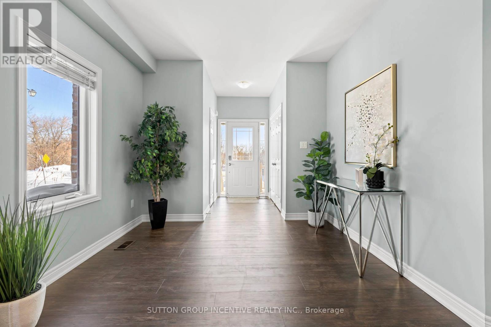 1252 Bardeau Street, Innisfil (Lefroy), Ontario  L0L 1W0 - Photo 3 - N12754780