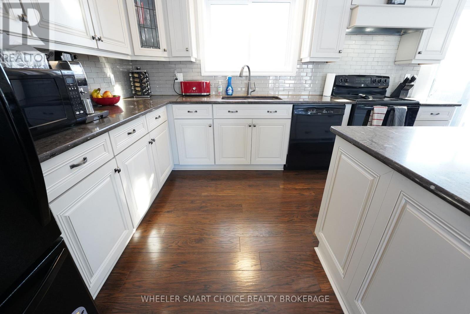 17438 County Rd 18 Road E, South Stormont, Ontario  K0C 2A0 - Photo 12 - X12754354