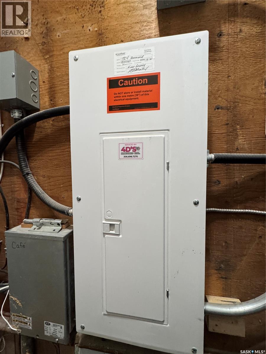 722 / 724 Desmond Street, Grenfell, Saskatchewan  S0G 2B0 - Photo 17 - SK027916