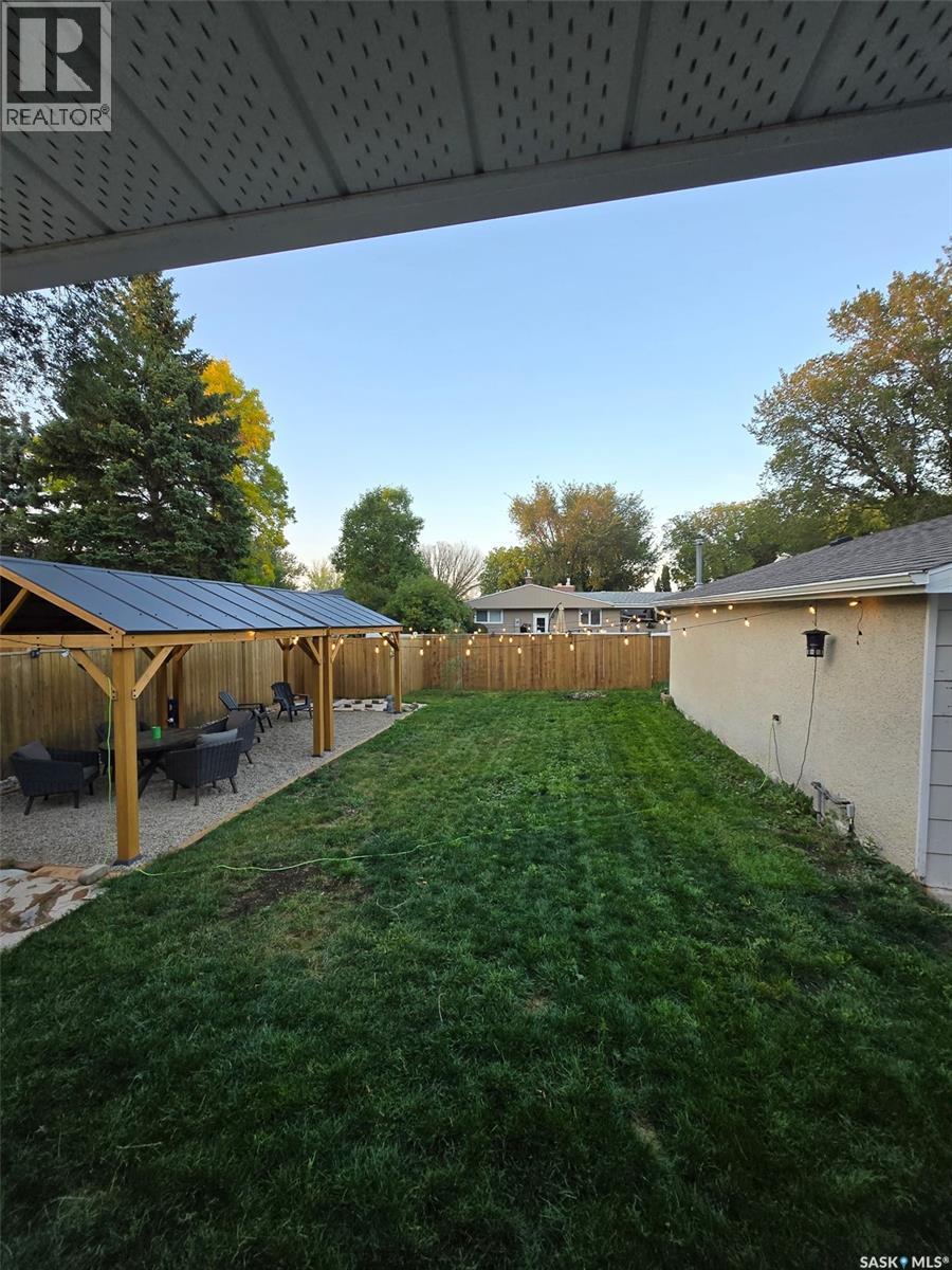 1445 Shannon Road, Regina, Saskatchewan  S4S 5L4 - Photo 37 - SK027894