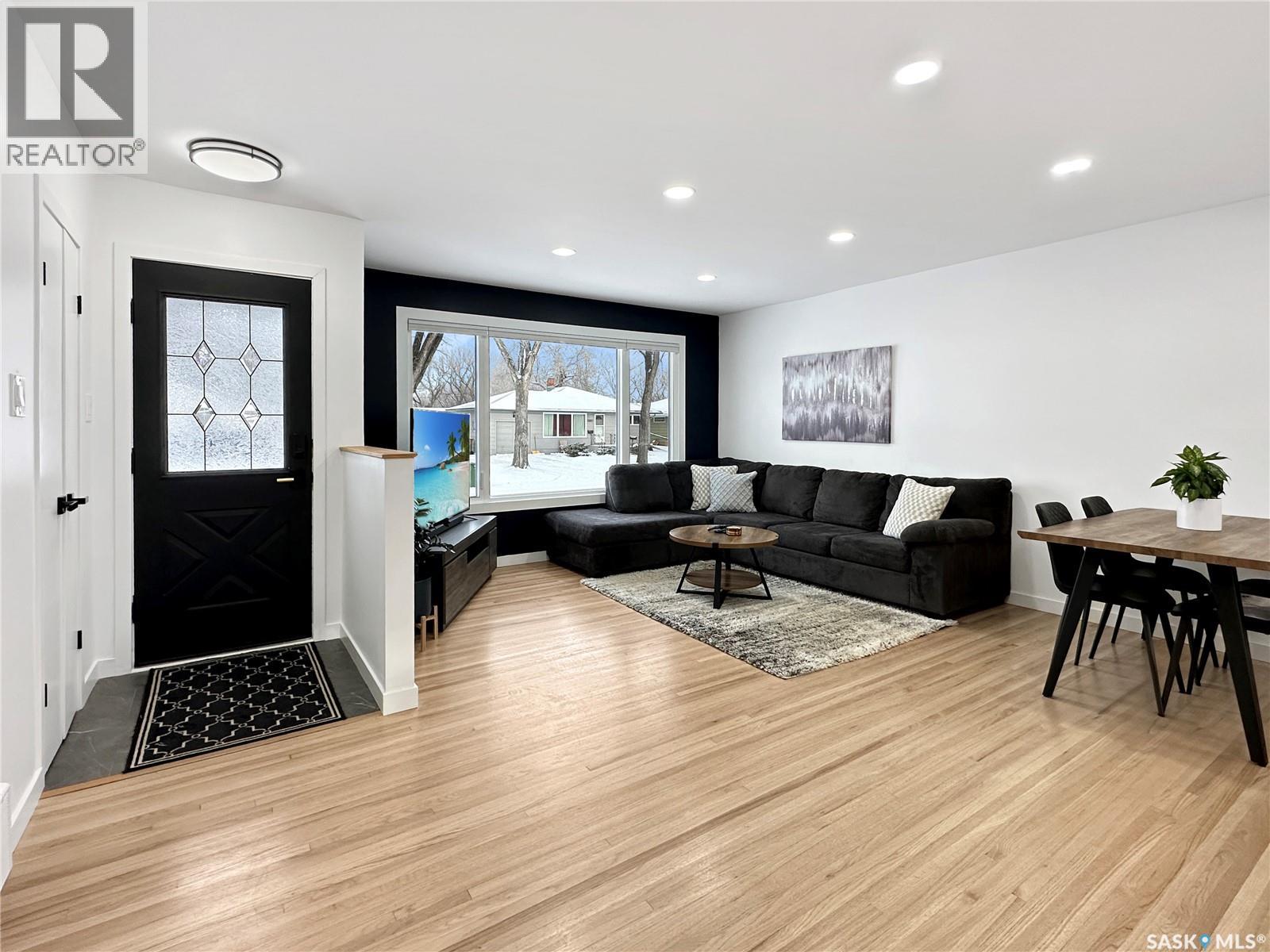 31 Daffodil Crescent, Regina, Saskatchewan  S4S 5A2 - Photo 2 - SK027830