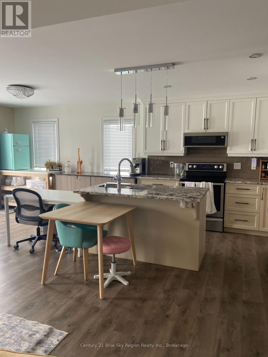 253 Kingsway Avenue, North Bay, Ontario  P1B 7V5 - Photo 4 - X12735058