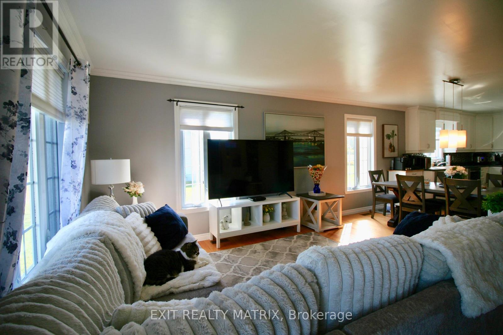 3532-3534 Front Road, East Hawkesbury, Ontario  K6A 2R2 - Photo 3 - X12755120