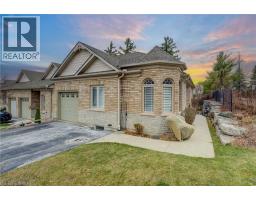 10 COBBLESTONE Drive Unit# 13, Paris, Ontario