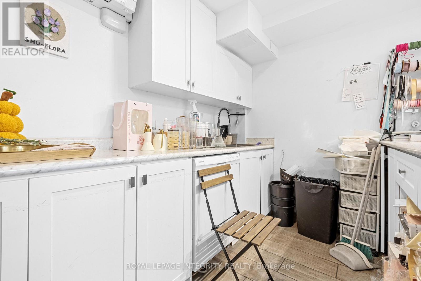 851 Bank Street, Ottawa, Ontario  K1S 5K4 - Photo 9 - X12755334