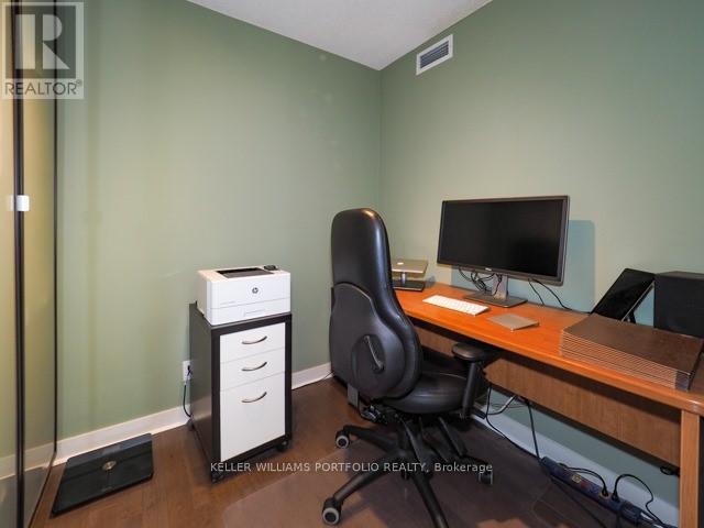 912 - 81 Navy Wharf Court, Toronto (Waterfront Communities), Ontario  M5V 3S2 - Photo 8 - C12755150