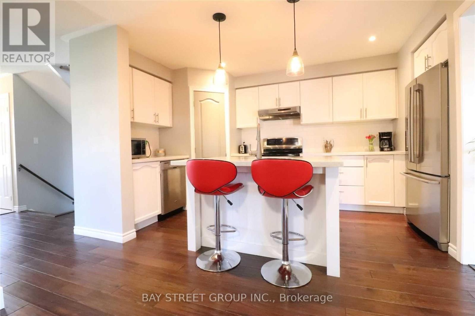 14 Mccartney Avenue, Whitby (Williamsburg), Ontario  L1R 2Y3 - Photo 6 - E12755104