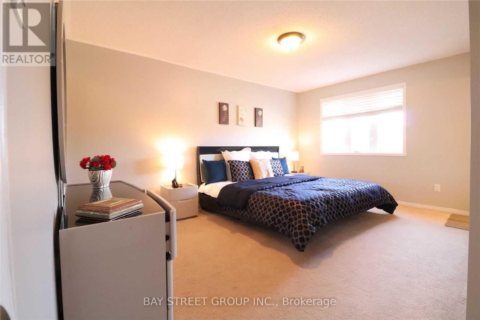 14 Mccartney Avenue, Whitby (Williamsburg), Ontario  L1R 2Y3 - Photo 8 - E12755104