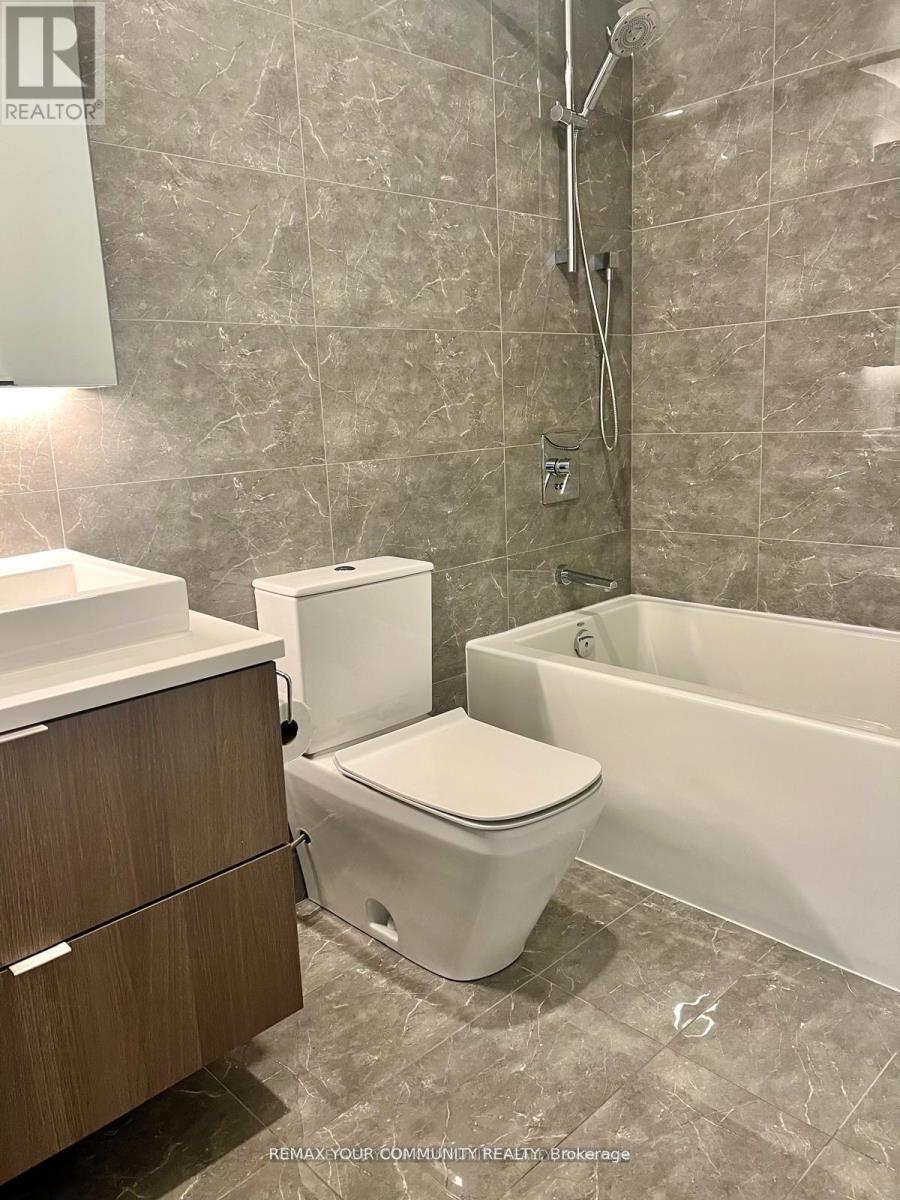 302 - 21 Lawren Harris Square, Toronto (Waterfront Communities), Ontario  M5A 0T4 - Photo 12 - C12755162