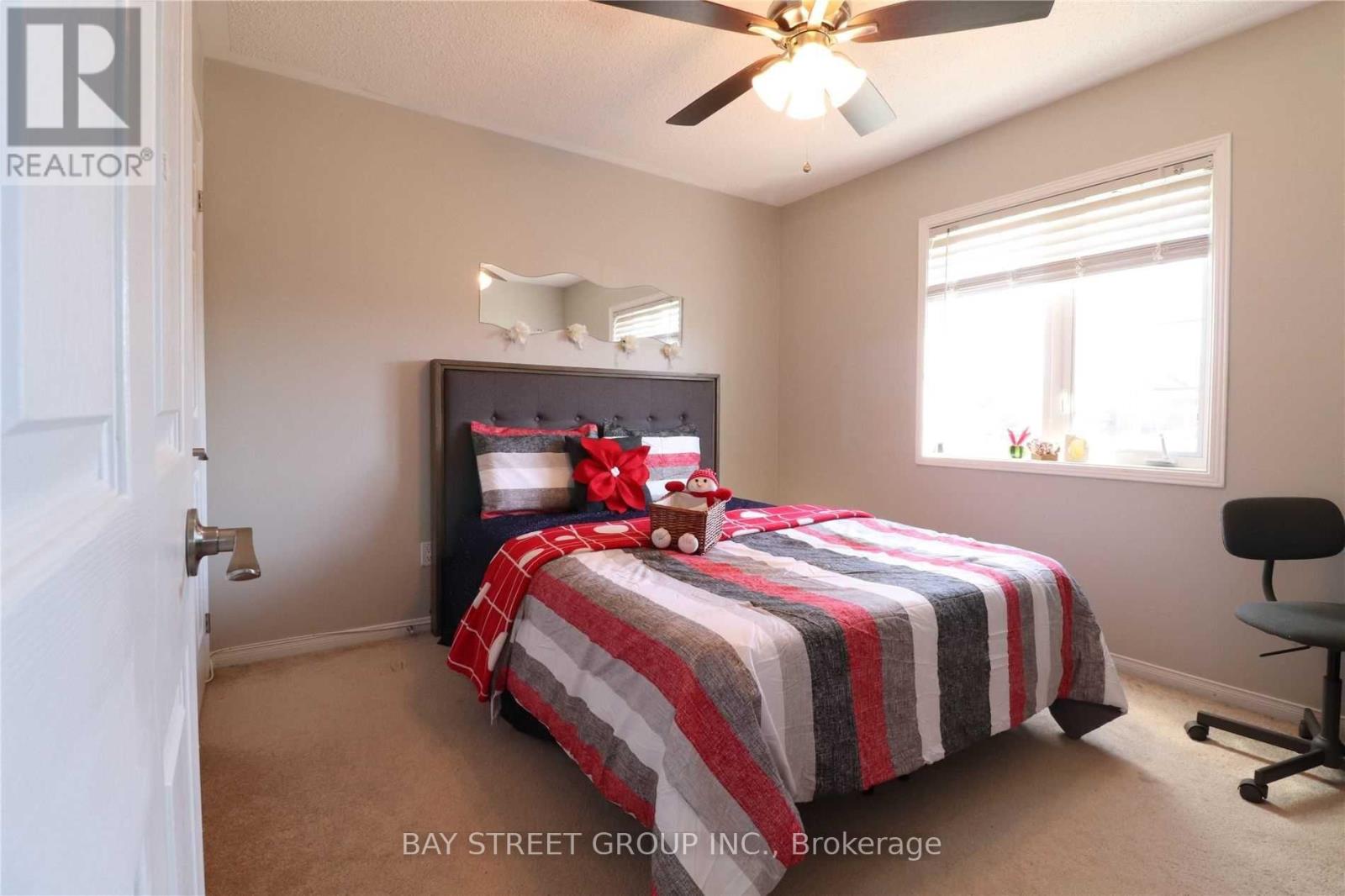 14 Mccartney Avenue, Whitby (Williamsburg), Ontario  L1R 2Y3 - Photo 9 - E12755104