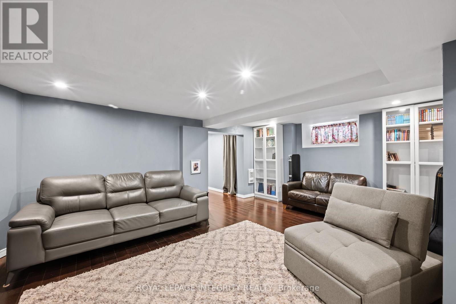 553 Gilmour Street, Ottawa, Ontario  K1R 5L5 - Photo 38 - X12755518