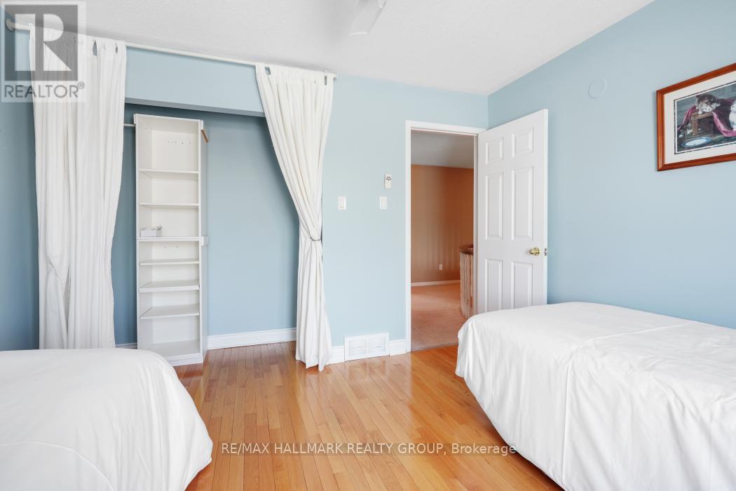 41 Bramblegrove Crescent, Ottawa, Ontario  K1T 3G2 - Photo 36 - X12756646