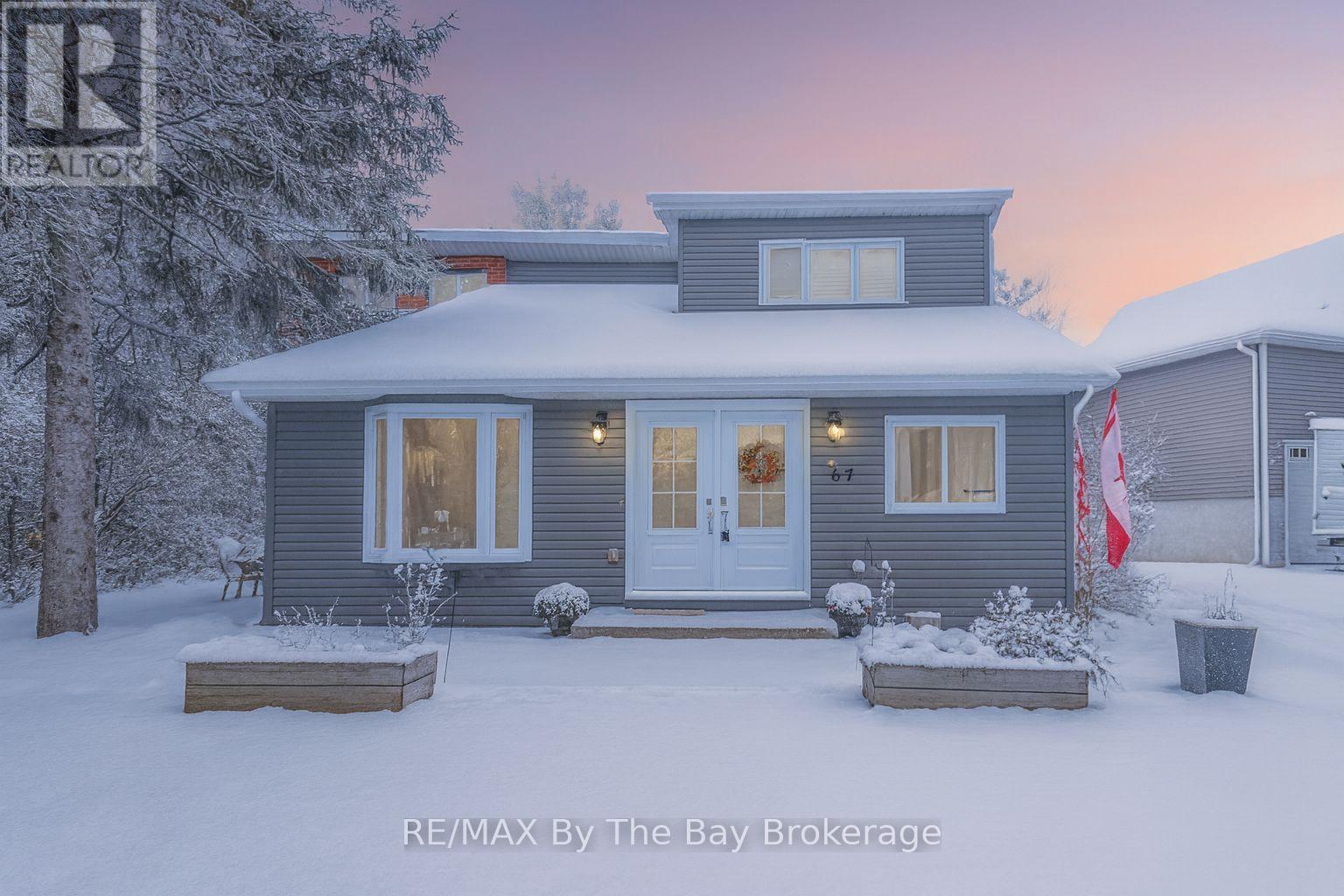 67 Constance Boulevard, Wasaga Beach, Ontario  L9Z 2Y3 - Photo 1 - S12698736