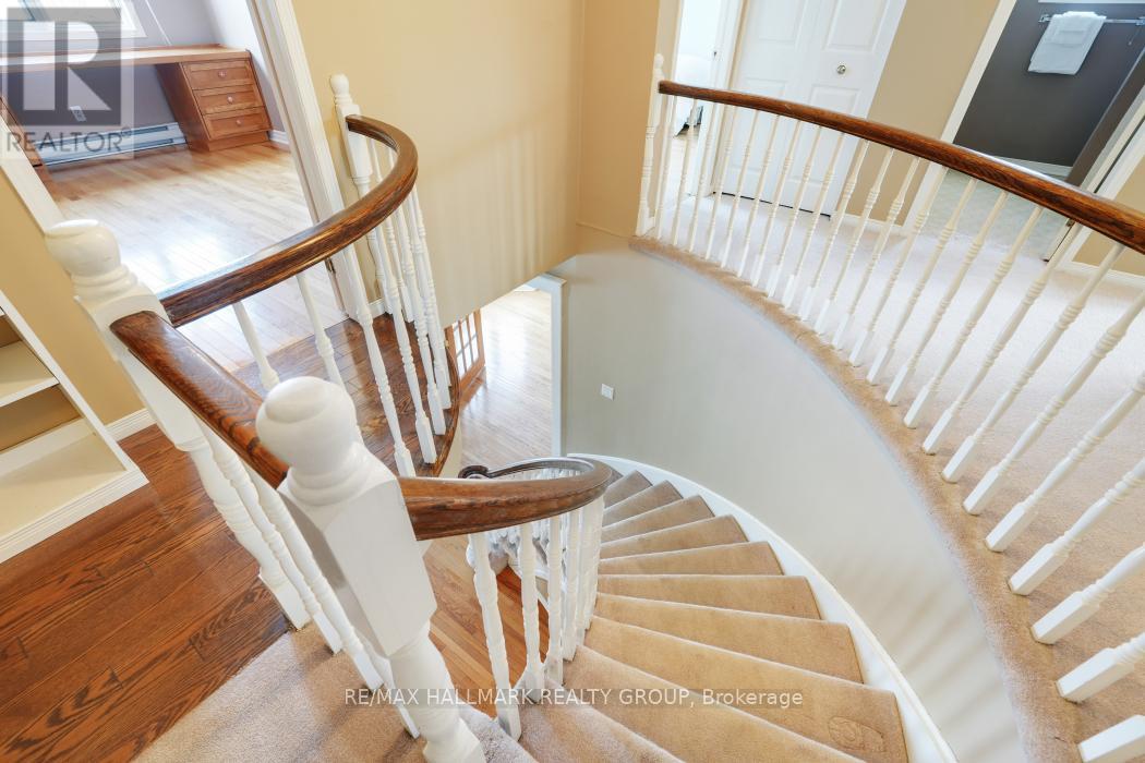 41 Bramblegrove Crescent, Ottawa, Ontario  K1T 3G2 - Photo 40 - X12756646