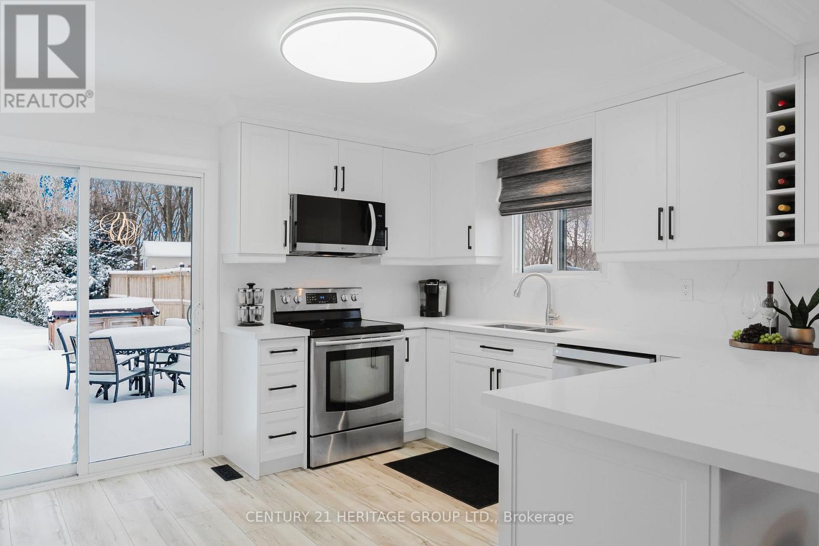 7 Crawford Circle, New Tecumseth (Beeton), Ontario  L0G 1A0 - Photo 15 - N12712348