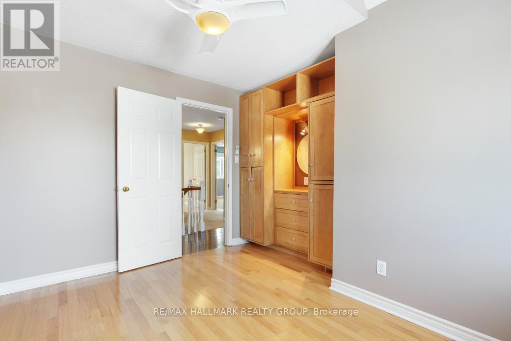 41 Bramblegrove Crescent, Ottawa, Ontario  K1T 3G2 - Photo 38 - X12756646