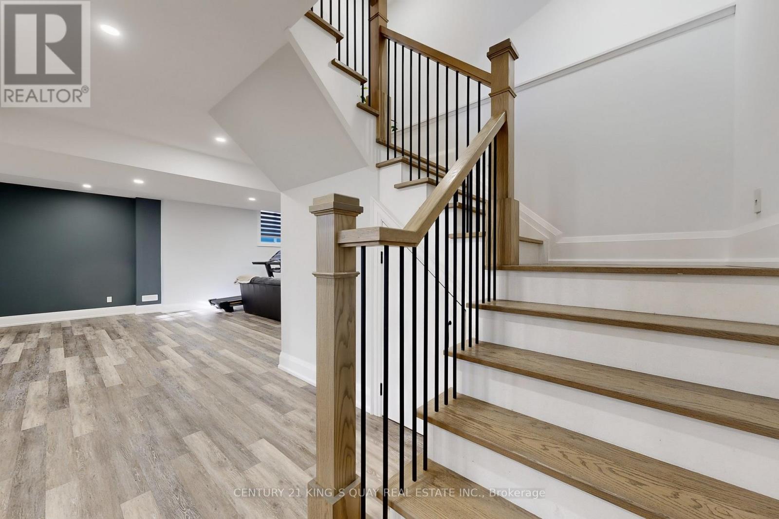 8 Parkway Avenue, Markham, Ontario  L3P 2E8 - Photo 44 - N12755154