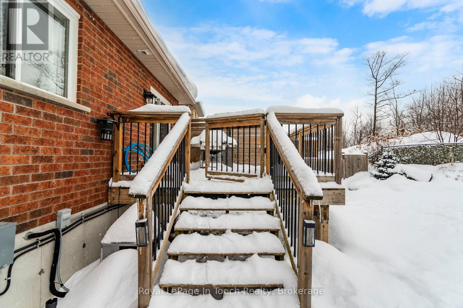 13 Hunter Avenue, Tay, Ontario  L0K 2A0 - Photo 49 - S12755200