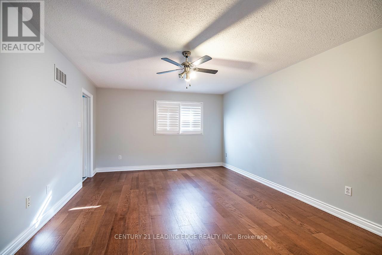 121 Trail Ridge Lane, Markham, Ontario  L6C 2C6 - Photo 31 - N12755142