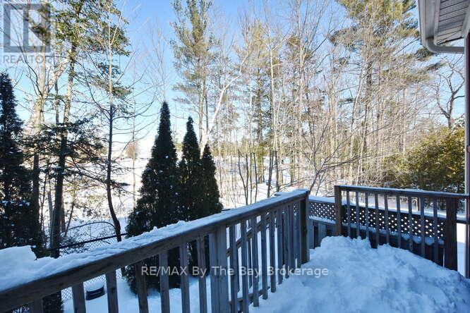 11 Savannah Crescent, Wasaga Beach, Ontario  L9Z 0E7 - Photo 8 - S12756656