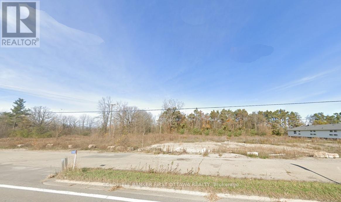 17562 7 HIGHWAY, Tay Valley, Ontario