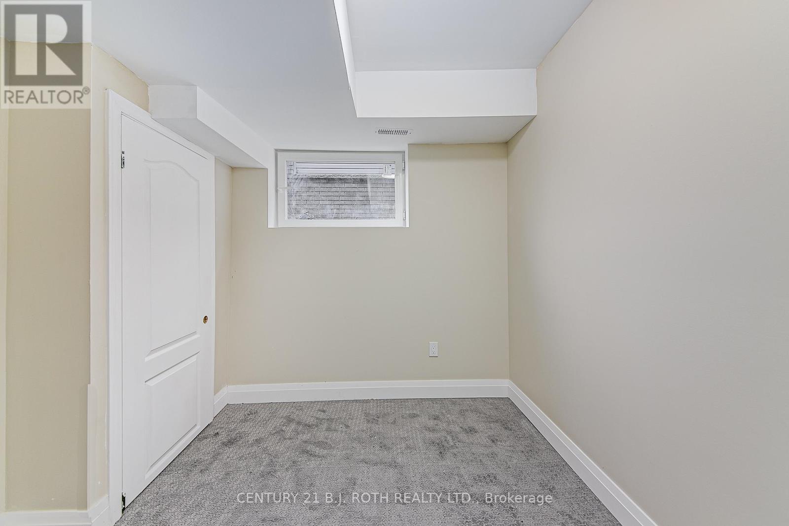 1 - 82 Peel Street, Barrie (Wellington), Ontario  L4M 3K7 - Photo 9 - S12754942