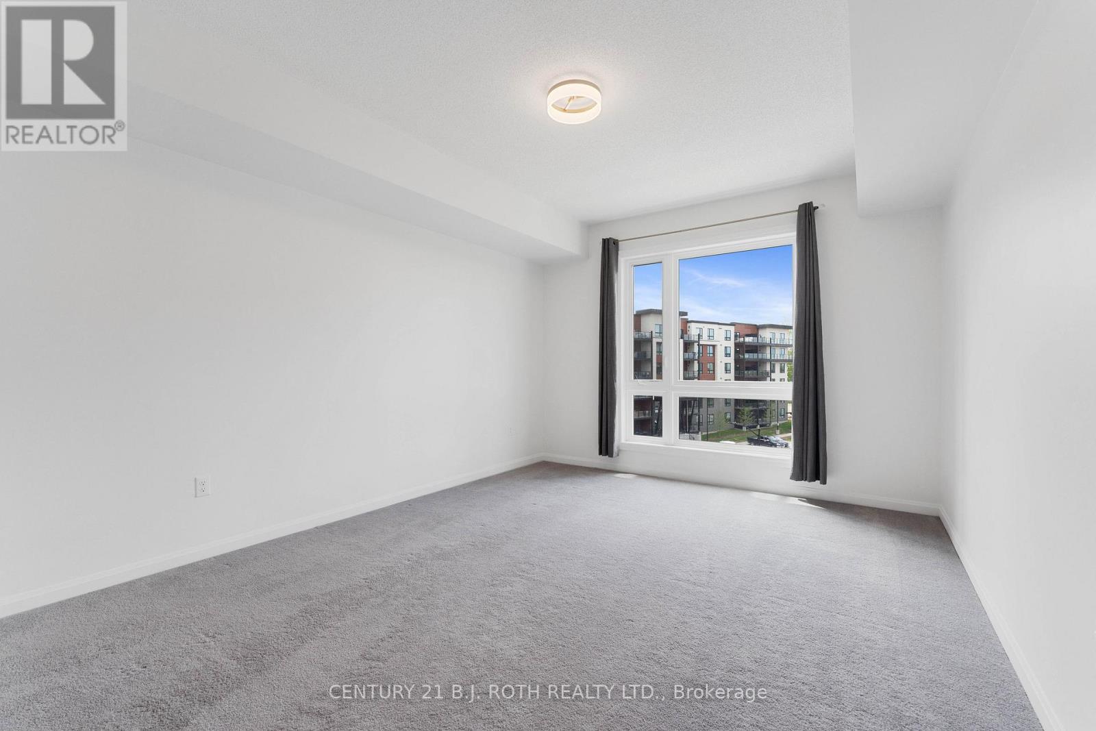 403 - 302 Essa Road, Barrie, Ontario  L9J 0H3 - Photo 15 - S12754852