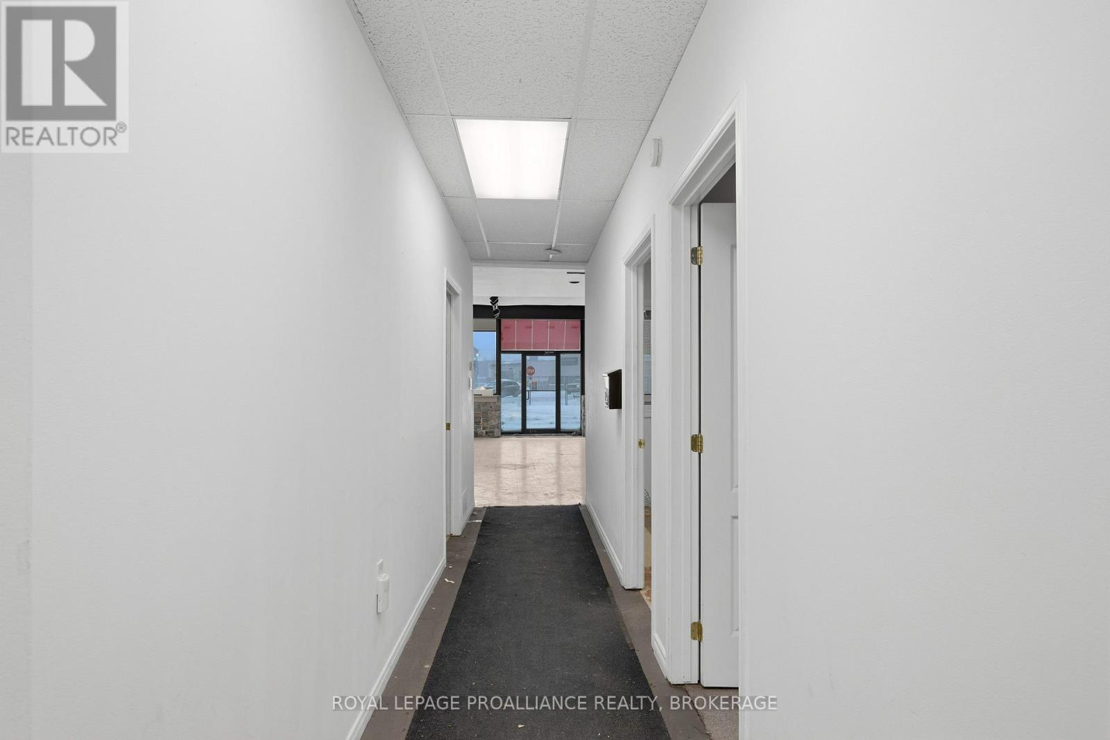 647 Princess Street, Kingston (East Of Sir John A. Blvd), Ontario  K7L 1E4 - Photo 17 - X12754736