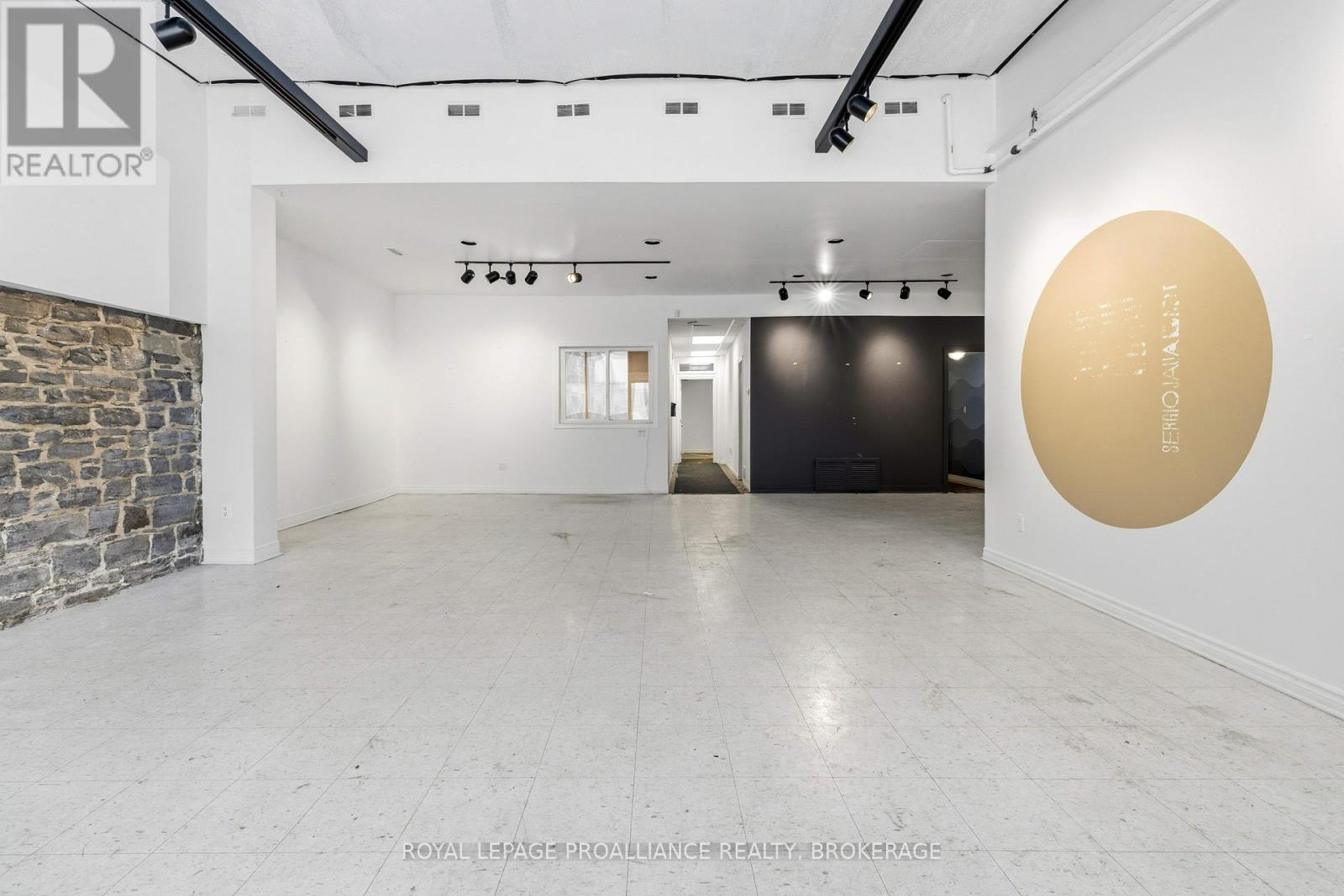 647 Princess Street, Kingston (East Of Sir John A. Blvd), Ontario  K7L 1E4 - Photo 16 - X12754736