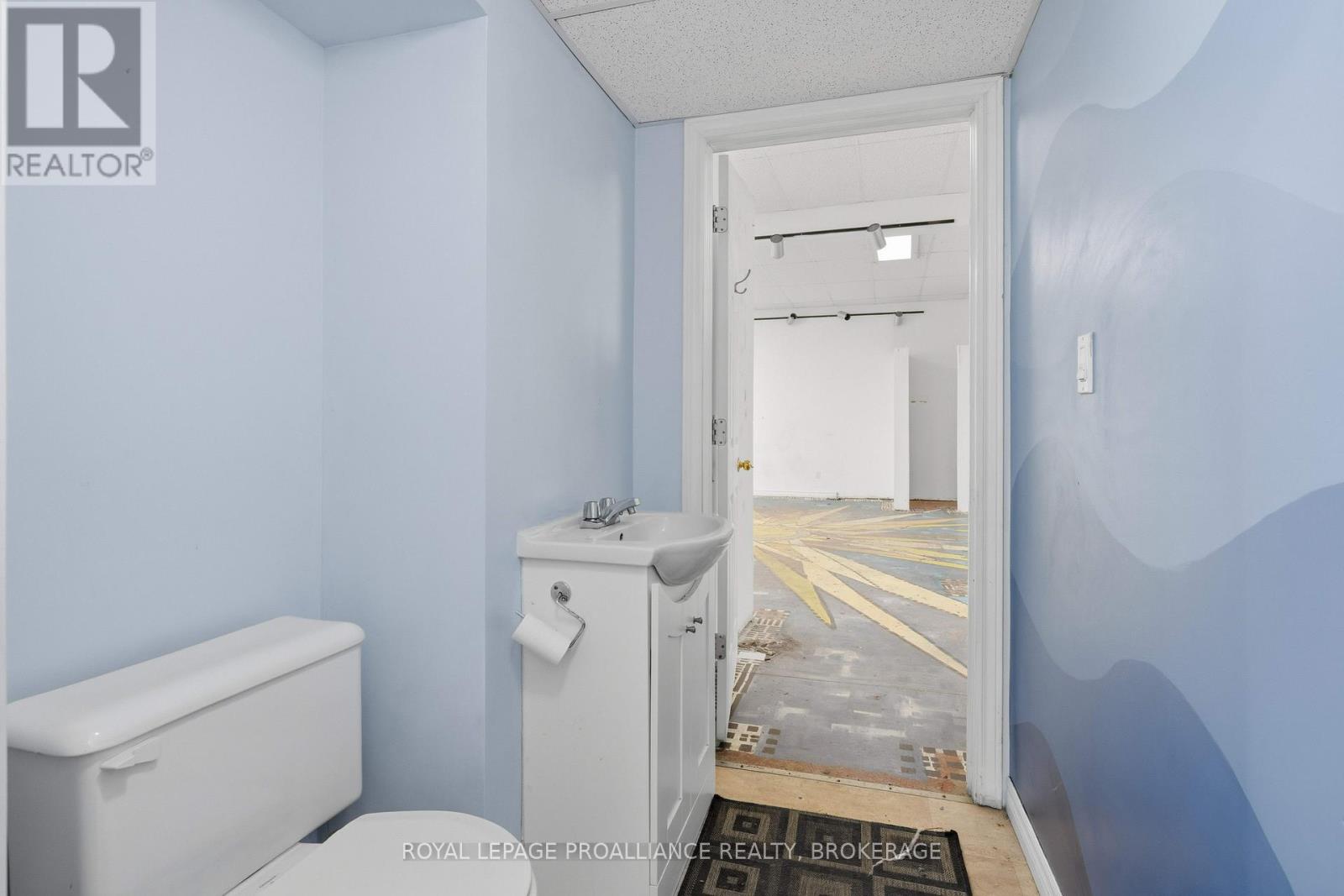 647 Princess Street, Kingston (East Of Sir John A. Blvd), Ontario  K7L 1E4 - Photo 27 - X12754736