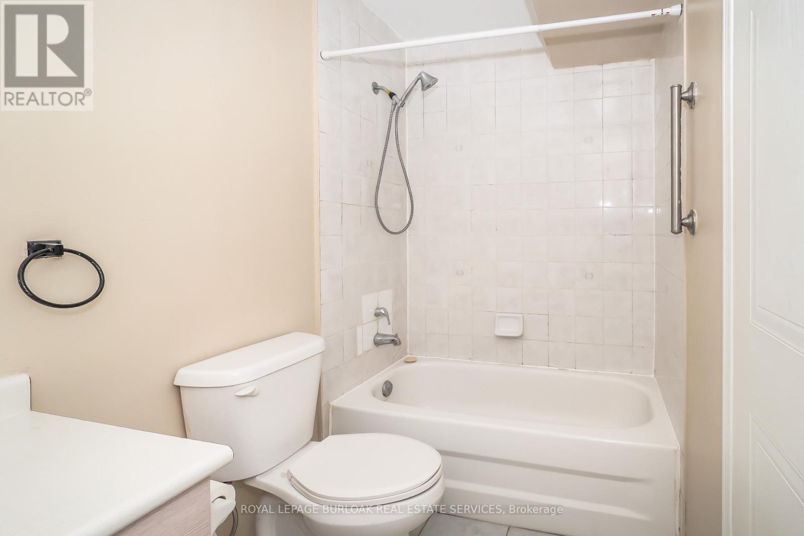 94 Sanford Street, Barrie, Ontario  L4N 3C5 - Photo 20 - S12755048