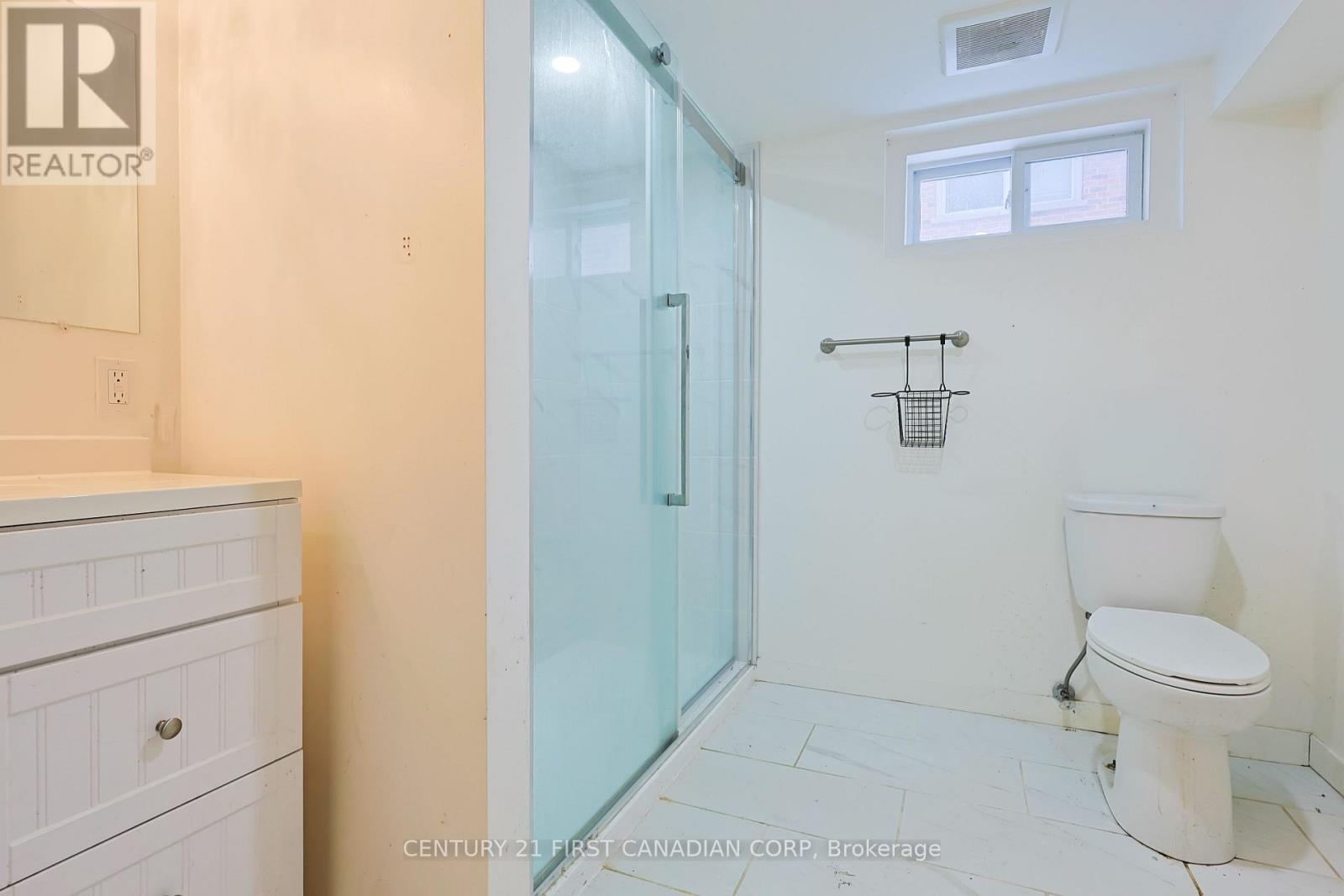 65 Irving Place, London East, Ontario  N5V 2H6 - Photo 22 - X12584732