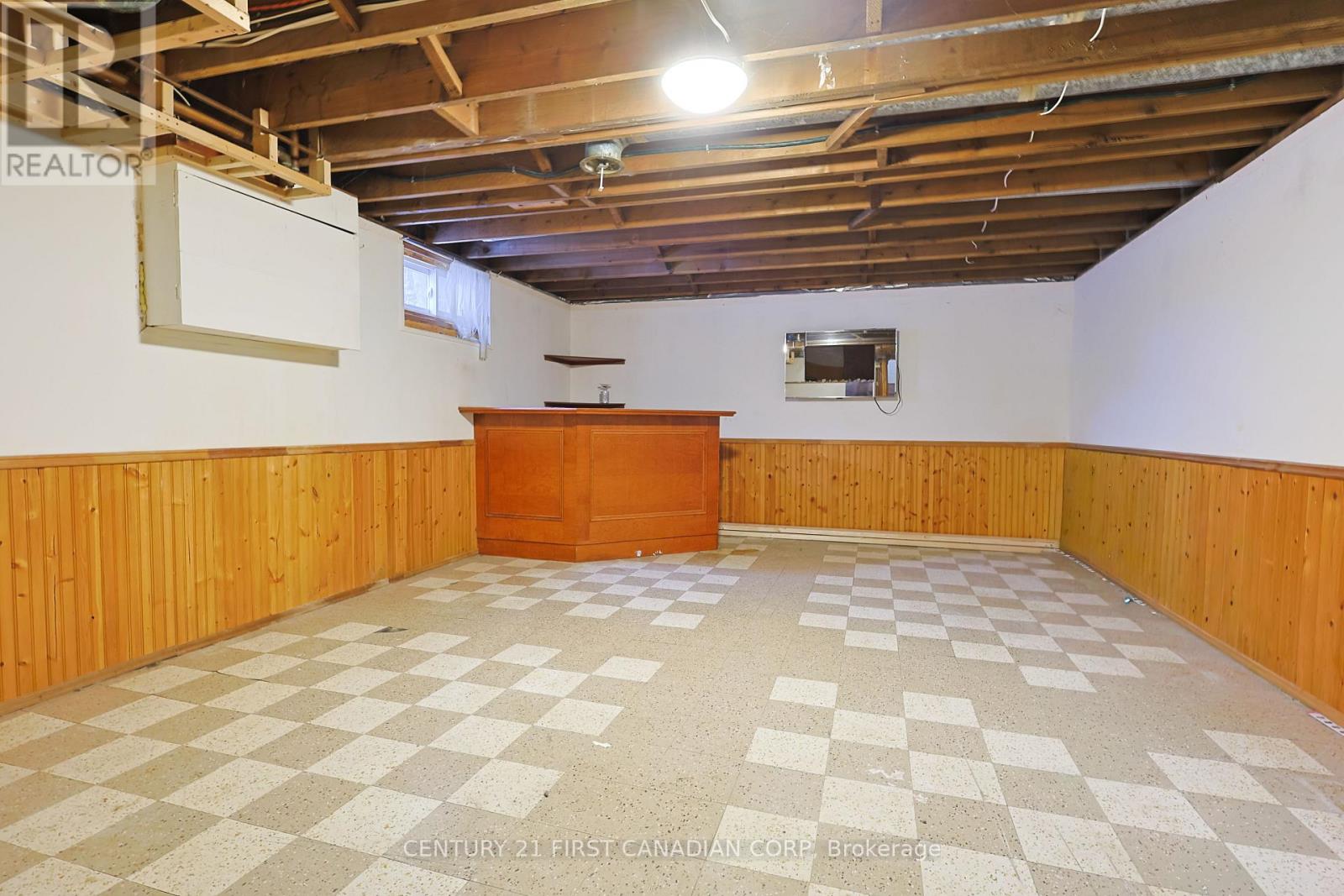 65 Irving Place, London East, Ontario  N5V 2H6 - Photo 20 - X12584732