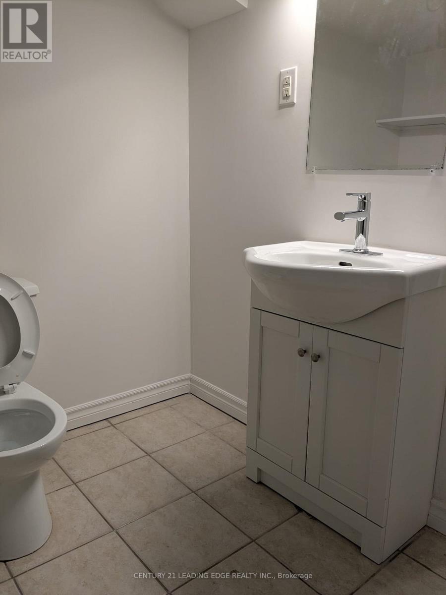 Bsmt - 2424 Whaley Drive, Mississauga, Ontario  L5B 2B5 - Photo 17 - W12744974