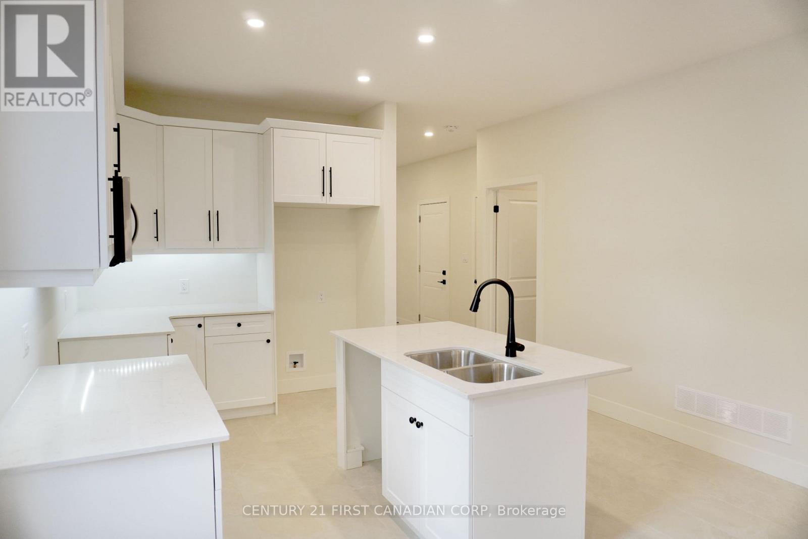 45 - 1960 Evans Boulevard, London South, Ontario  N6M 0A2 - Photo 5 - X12615744