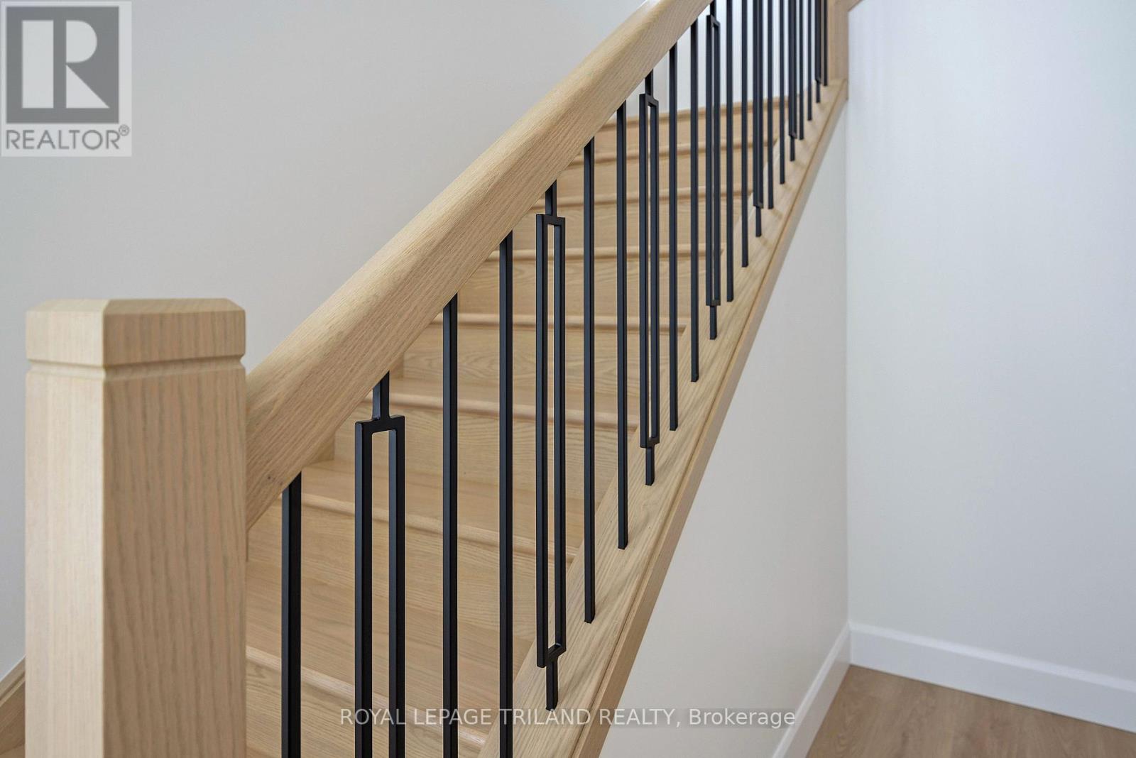 116 Aspen Parkway, Aylmer, Ontario  N5H 3H7 - Photo 11 - X12615756