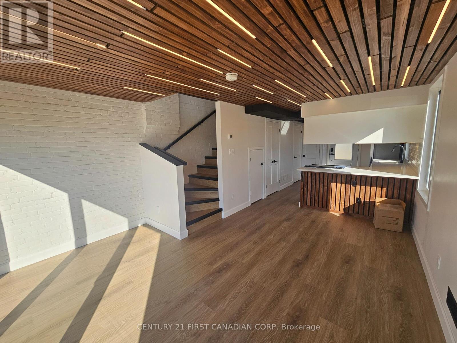 Unit 4 - 857 Dundas Street, London East, Ontario  N5W 2Z8 - Photo 6 - X12696628