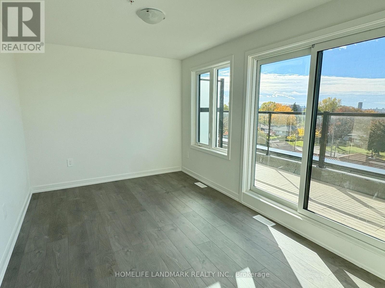 D206 - 1670 Victoria Park Avenue, Toronto (Victoria Village), Ontario  M1R 1P8 - Photo 12 - C12755282