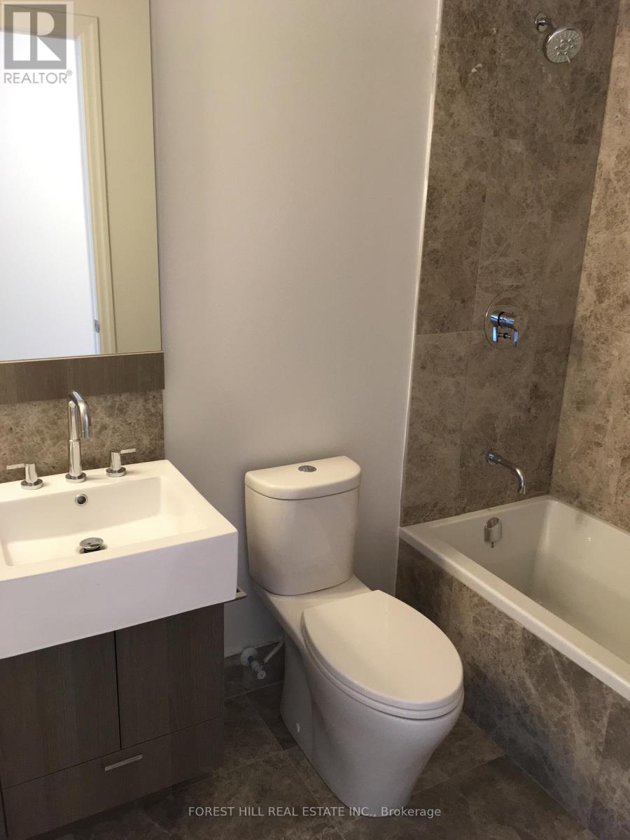 1902 - 88 Blue Jays Way, Toronto (Waterfront Communities), Ontario  M5V 0L7 - Photo 7 - C12755274