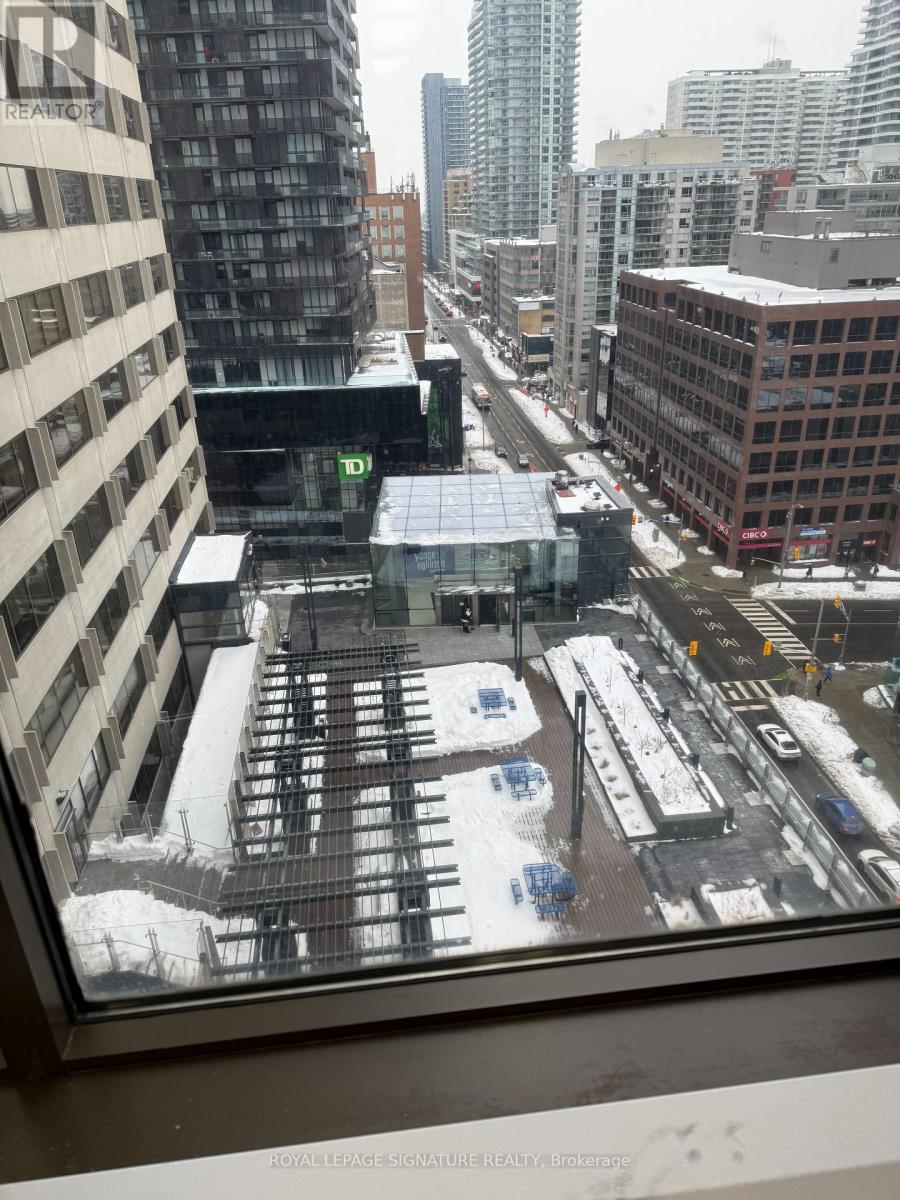 1001 - 20 Eglinton Avenue W, Toronto (Yonge-Eglinton), Ontario  M4R 1K8 - Photo 6 - C12755246