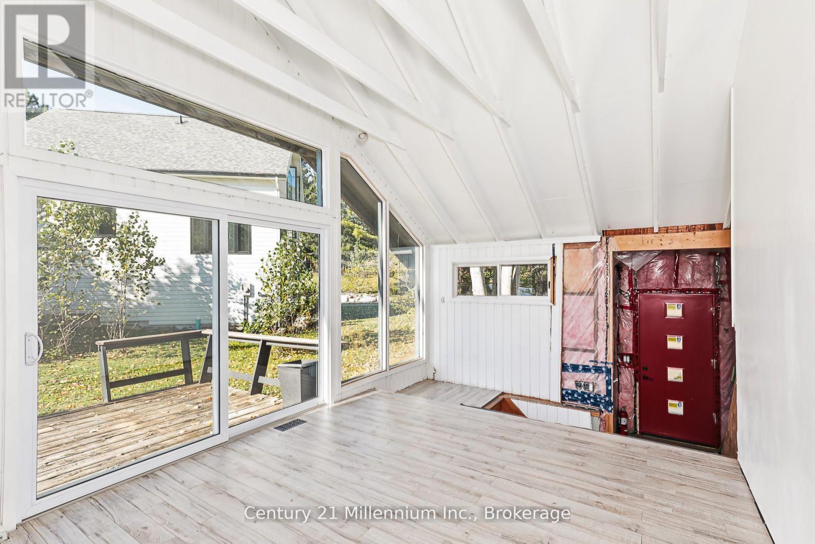 178 Sleepy Hollow Road, Blue Mountains, Ontario  L9Y 0S8 - Photo 14 - X12755222