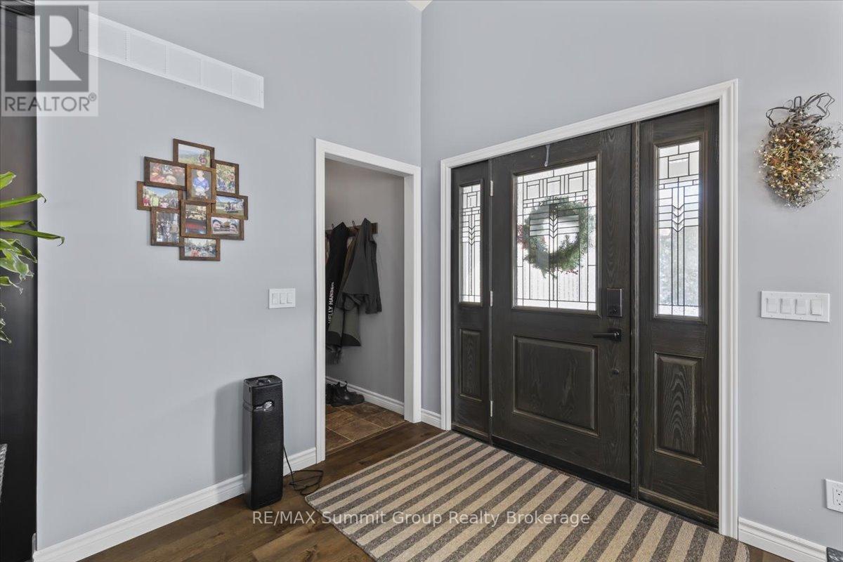 135 Confederation Drive, Chatsworth, Ontario  N0H 1R0 - Photo 15 - X12755256