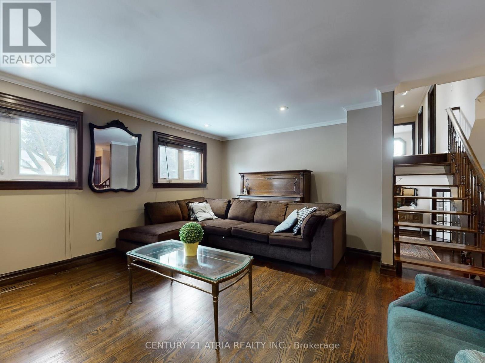 39 Prattley Drive, Toronto, Ontario  M2J 2K1 - Photo 9 - C12686604