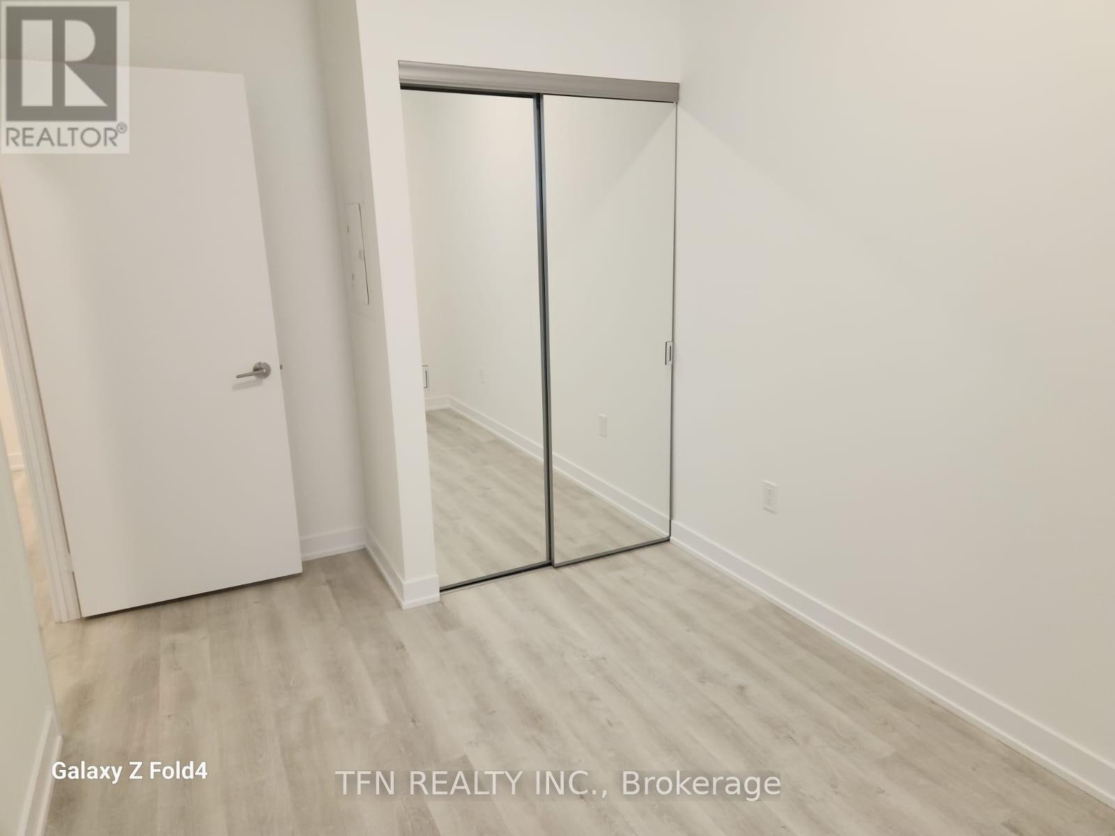 213 - 15 Richardson Street, Toronto, Ontario  M5A 0Y5 - Photo 2 - C12752228