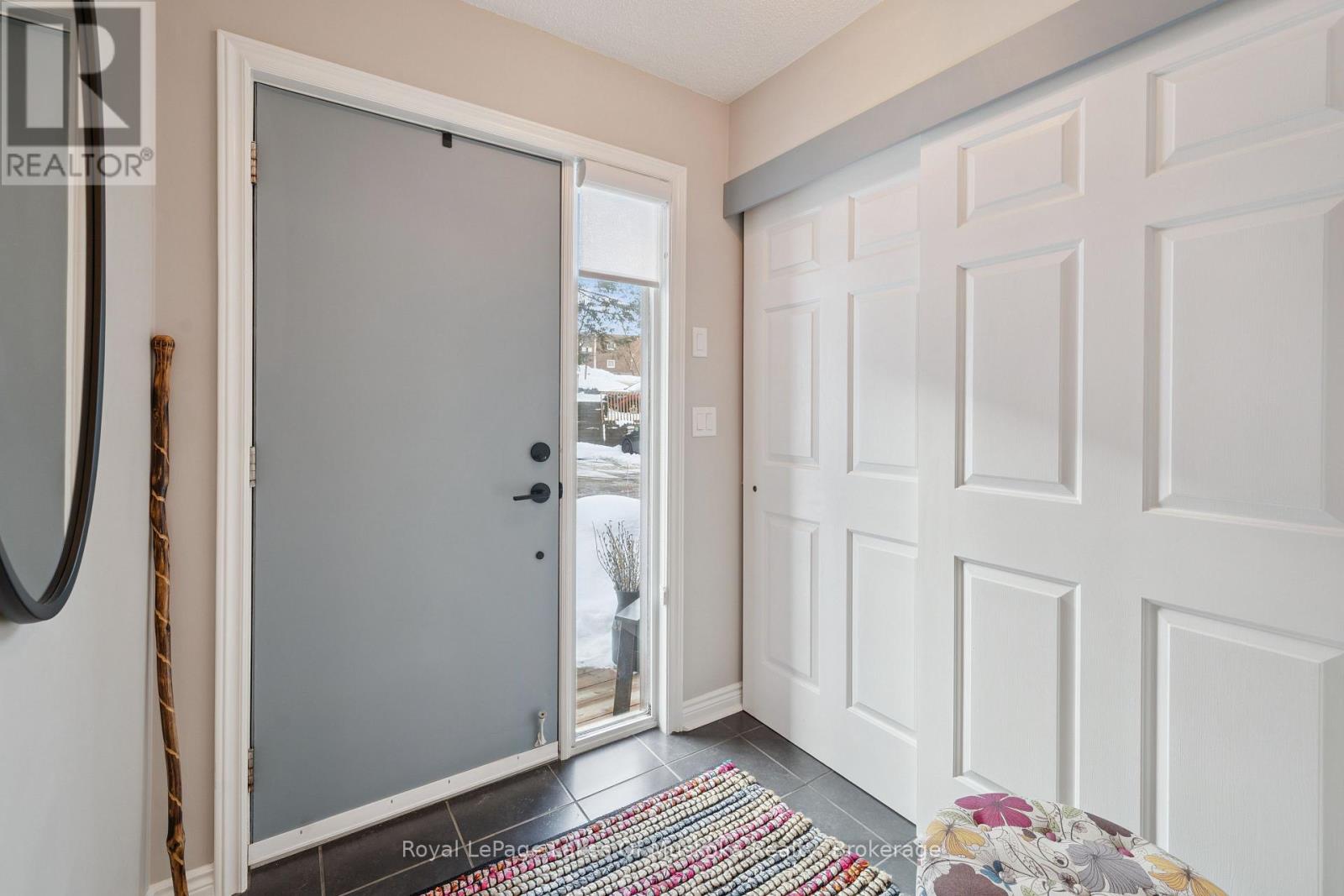 87 Southbank Drive, Bracebridge, Ontario  P1L 1G2 - Photo 4 - X12756756