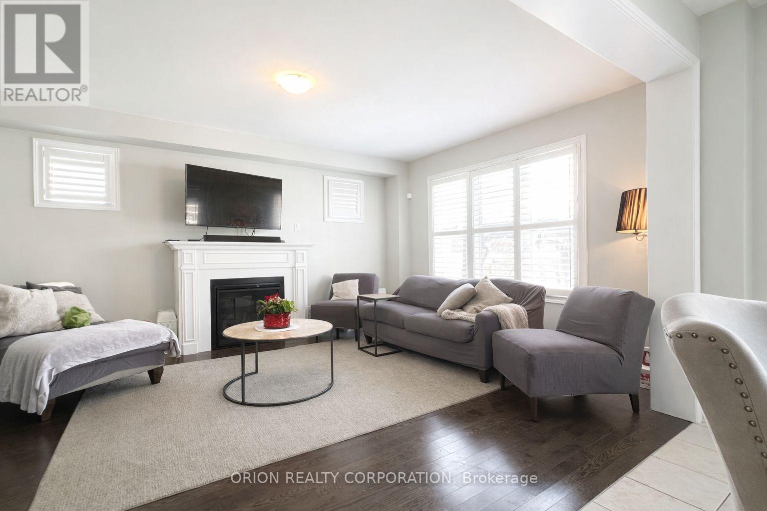 2008 Mullen Street, Innisfil (Alcona), Ontario  L9S 0J8 - Photo 3 - N12754988