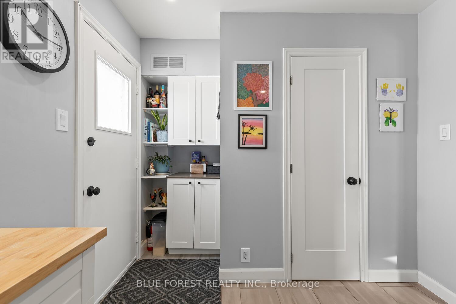 Photo 12 of 36 for 41 Elvira Crescent