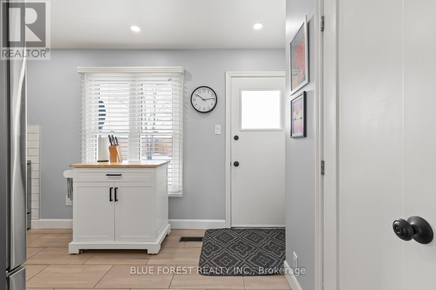 41 Elvira Crescent, London South, Ontario  N6E 2N1 - Photo 11 - X12754670